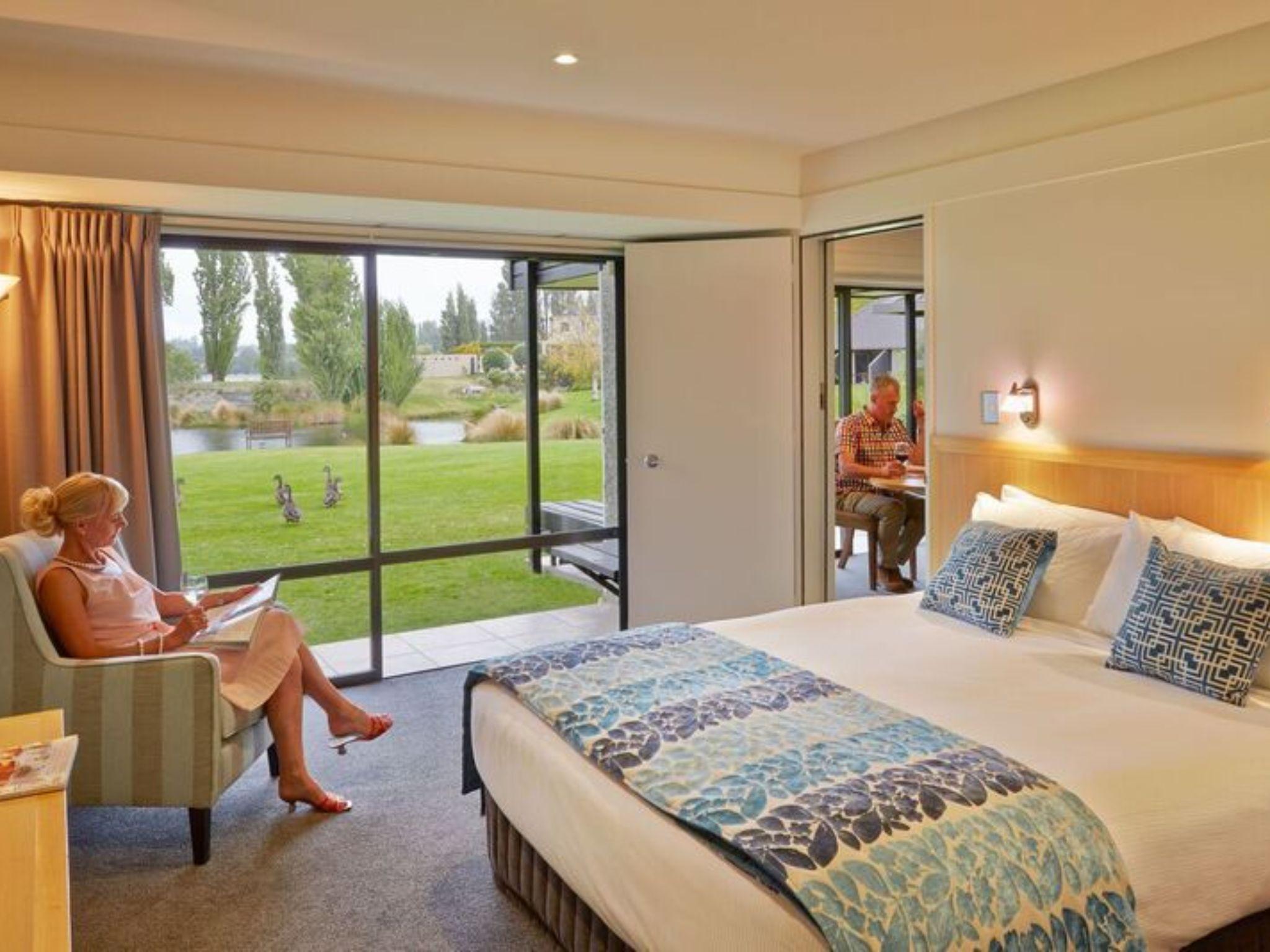 Edgewater Hotel Wanaka Esterno foto