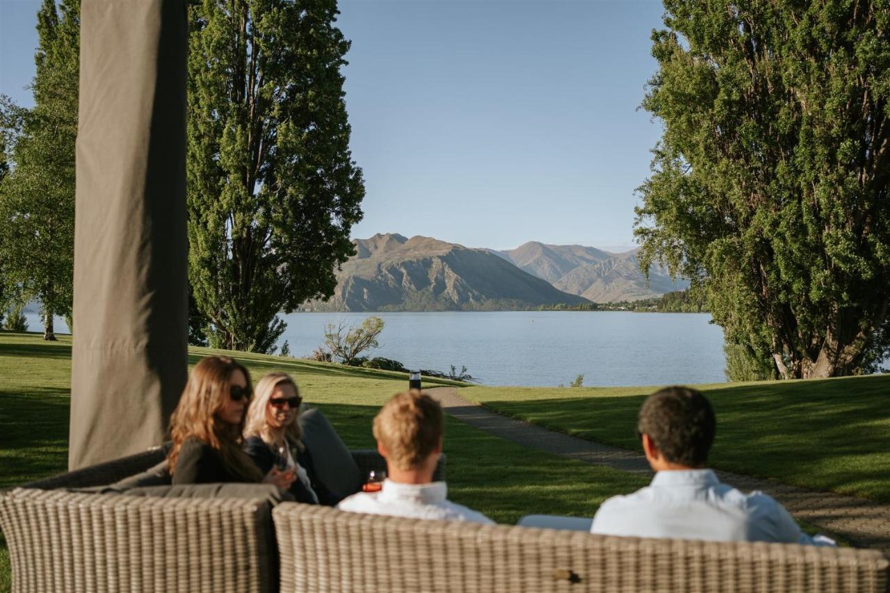 Edgewater Hotel Wanaka Esterno foto