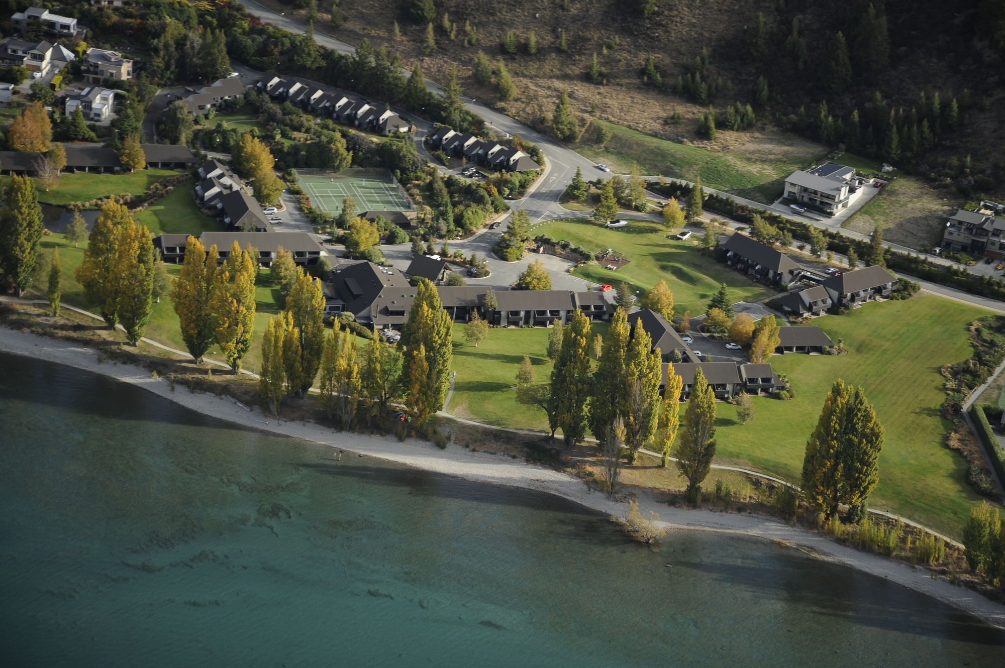 Edgewater Hotel Wanaka Esterno foto